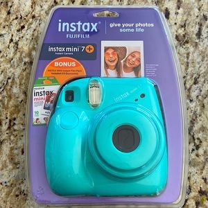 Instax Mini 7+ Instant Camera